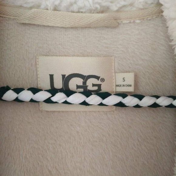 UGG Fleece Robe - Picture 4 of 7